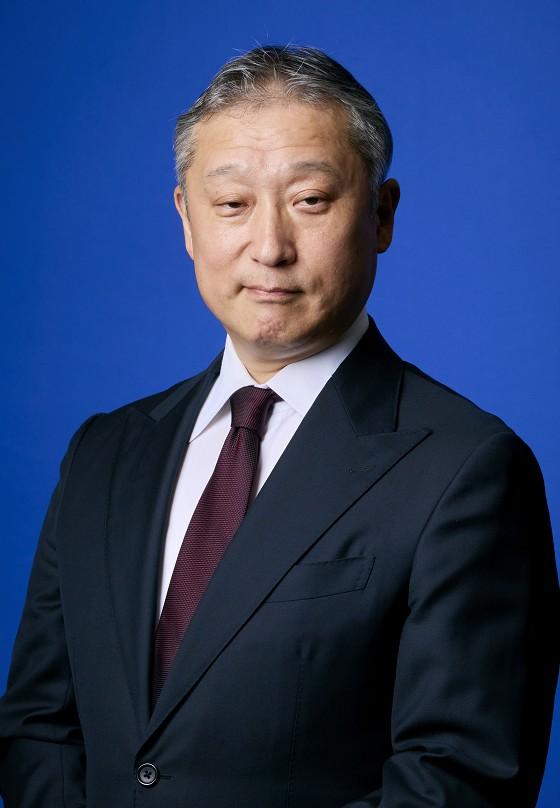 img-officer-01.webp